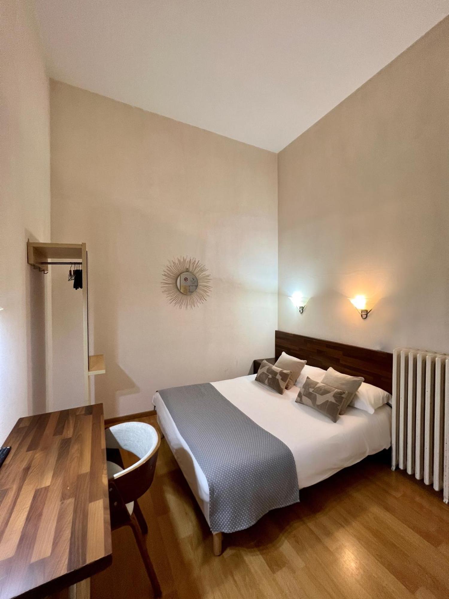 Hotel Des Beaux Arts Paris Phòng bức ảnh